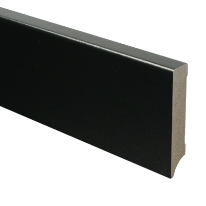 MDF Moderne plint 90x18 voorgelakt RAL 9005