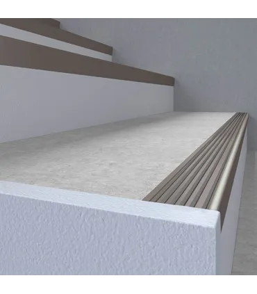 Trapkant kunststof TKNG 2,5 40 zwart/lichtgr. 0110